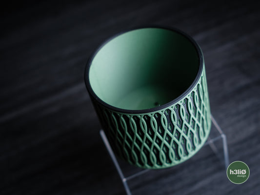 Echelon Planter