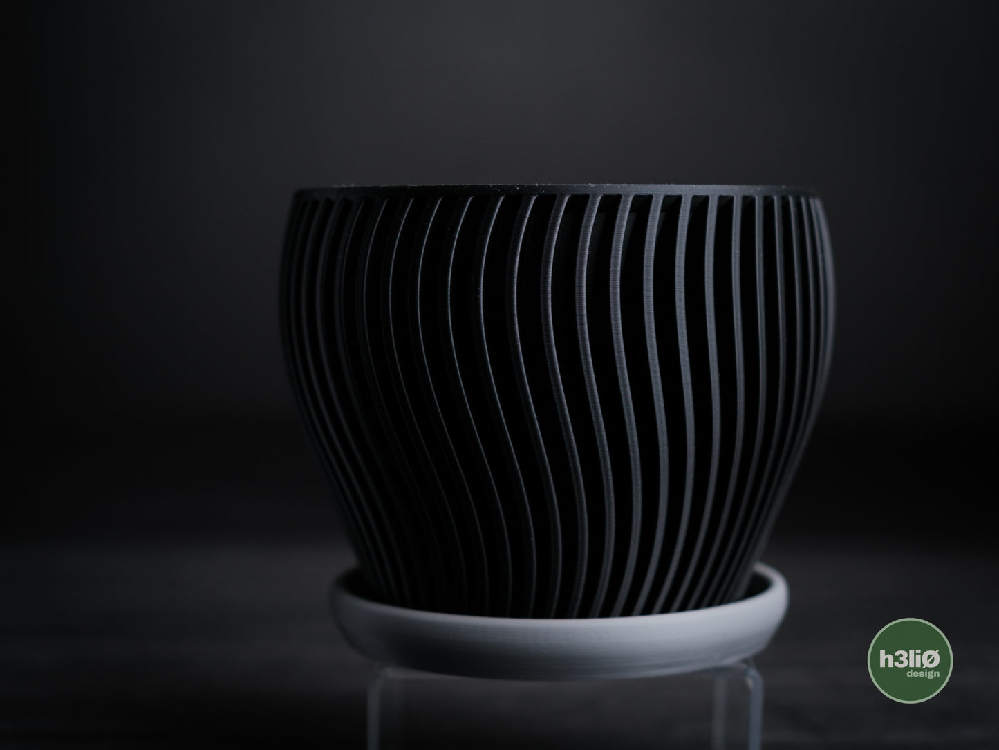 Oblique Planter